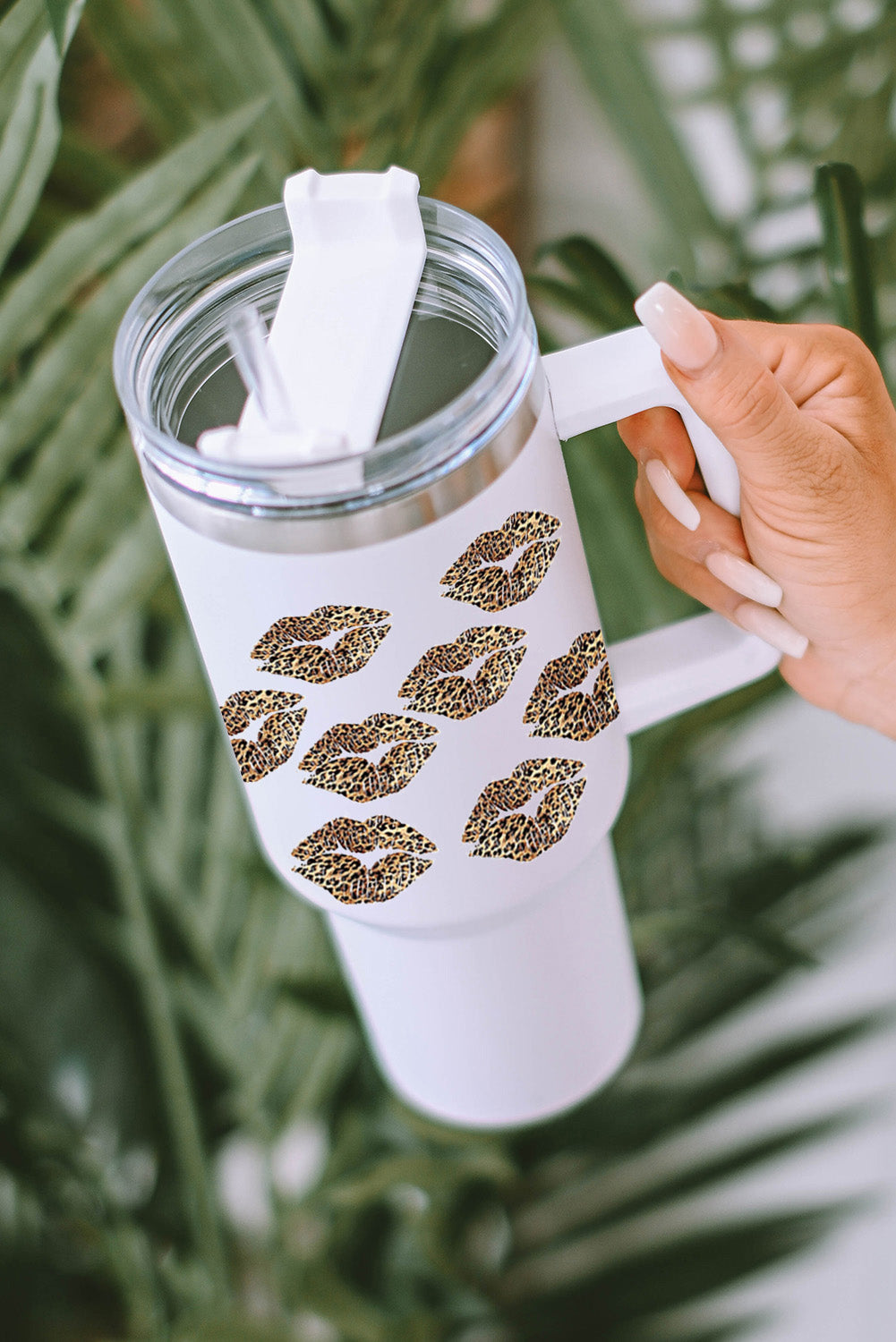 Weißer Valentinstag-Thermosbecher mit Leopardenlippen-Print und Strohhalm, 1,2 l