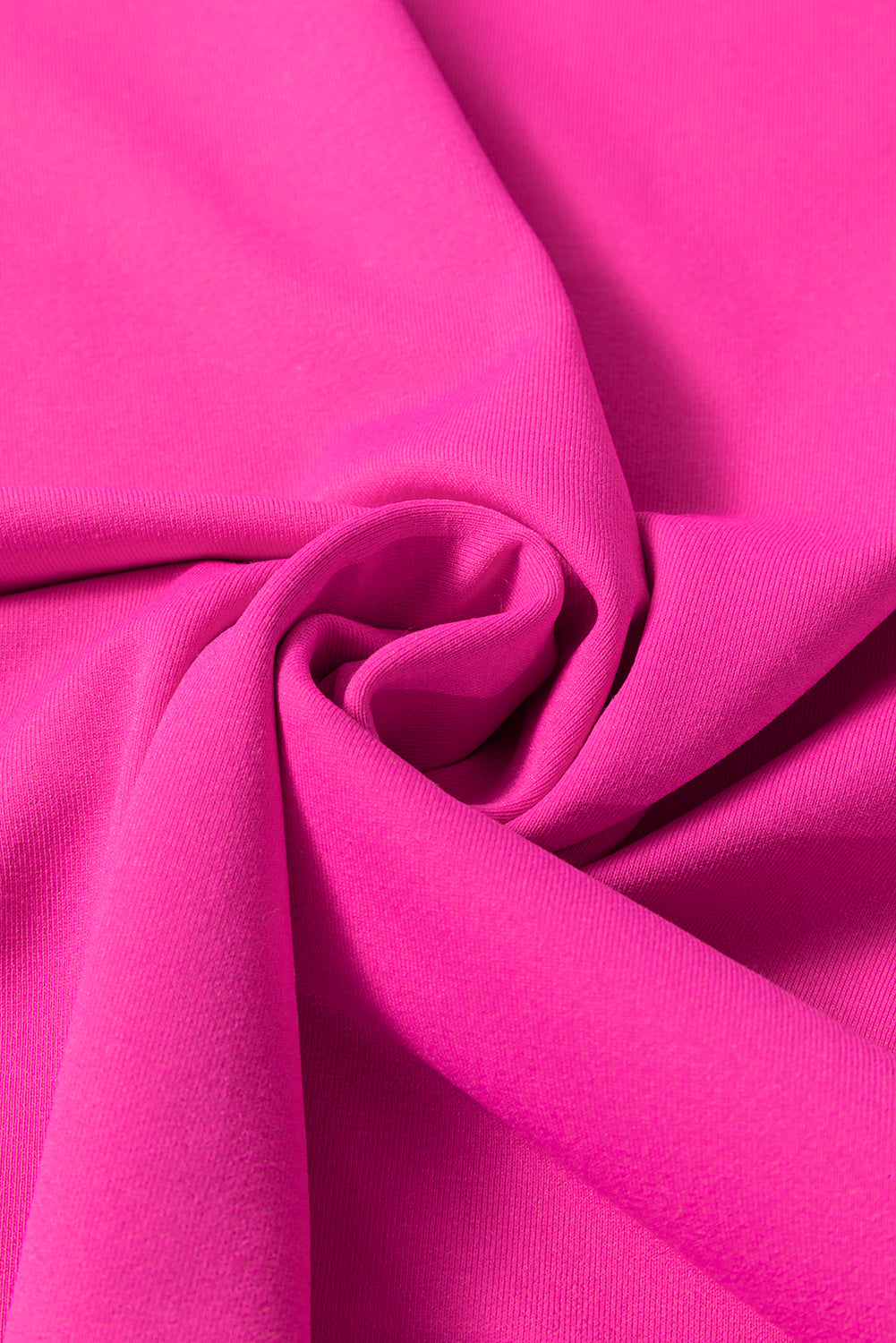 Rosarotes T-Shirt-Kleid mit V-Ausschnitt und Kontrastbesatz