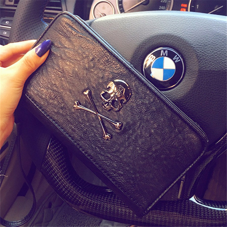 Weiche Damenbrieftasche mit Totenkopf-Motiv