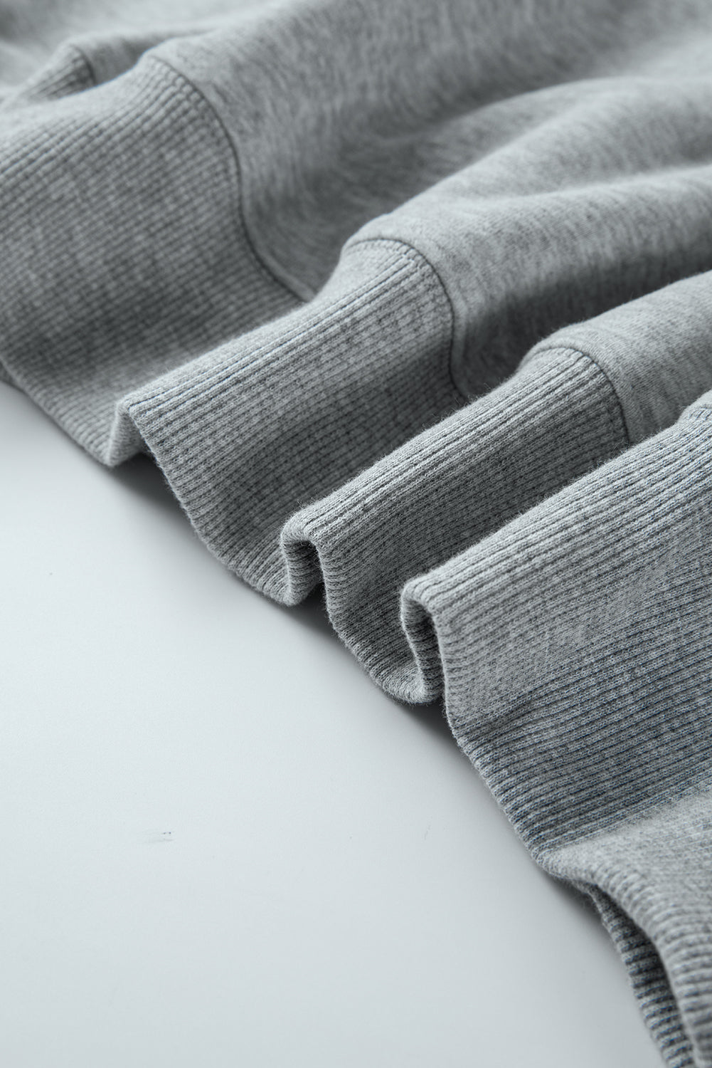 Hellgraues, einfarbiges, lockeres Fleece-Sweatshirt mit Rundhalsausschnitt