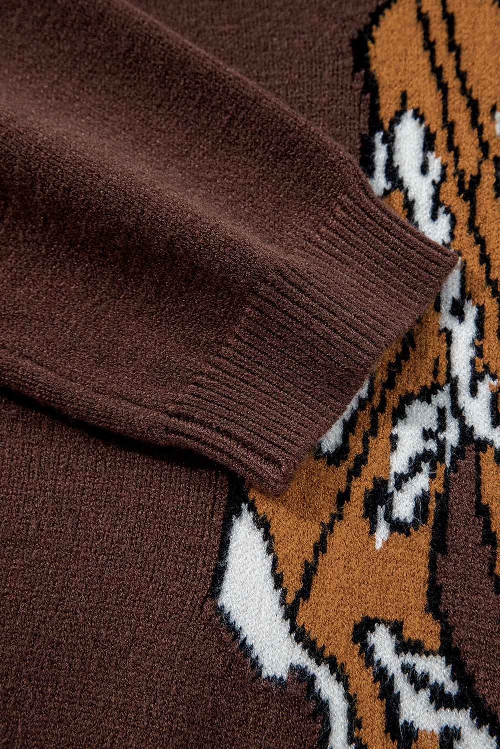 Kaffeefarbener Westernpullover mit Howdy Boot-Grafik und hohem Kragen