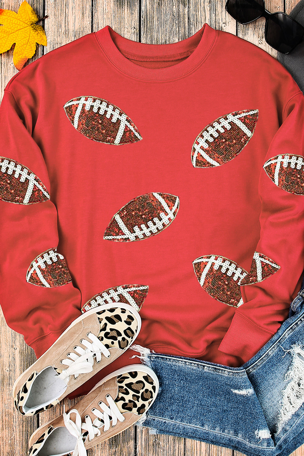 Feuerrotes Sweatshirt mit überschnittener Schulter und Rugby-Grafik