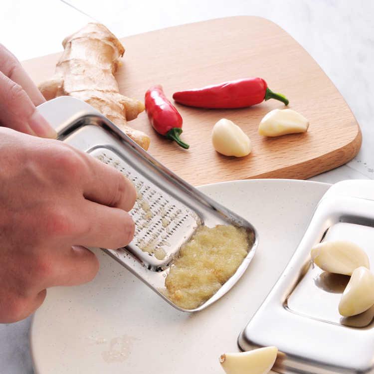 KS1001 Dicker Edelstahl-Gemüsepüree-Mahler für Ingwer und Knoblauch, quadratisch, Löffel