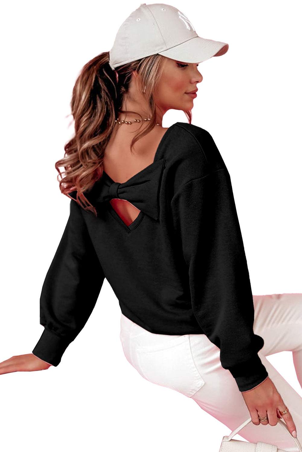 Schwarzes Sweatshirt mit Rundhalsausschnitt und Schleife