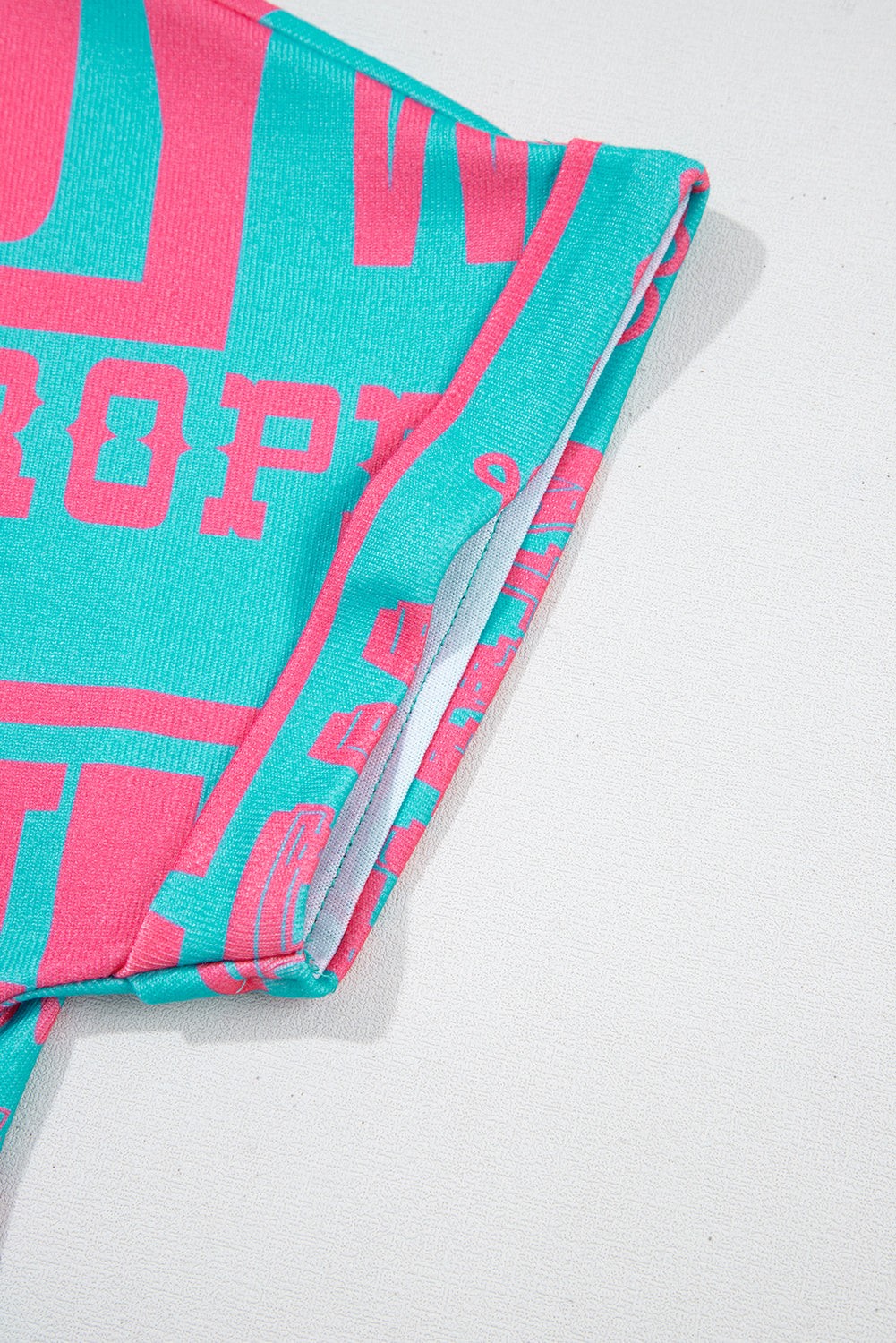 Grünes Howdy Cowboy-T-Shirt mit Buchstaben-Print im Western-Stil