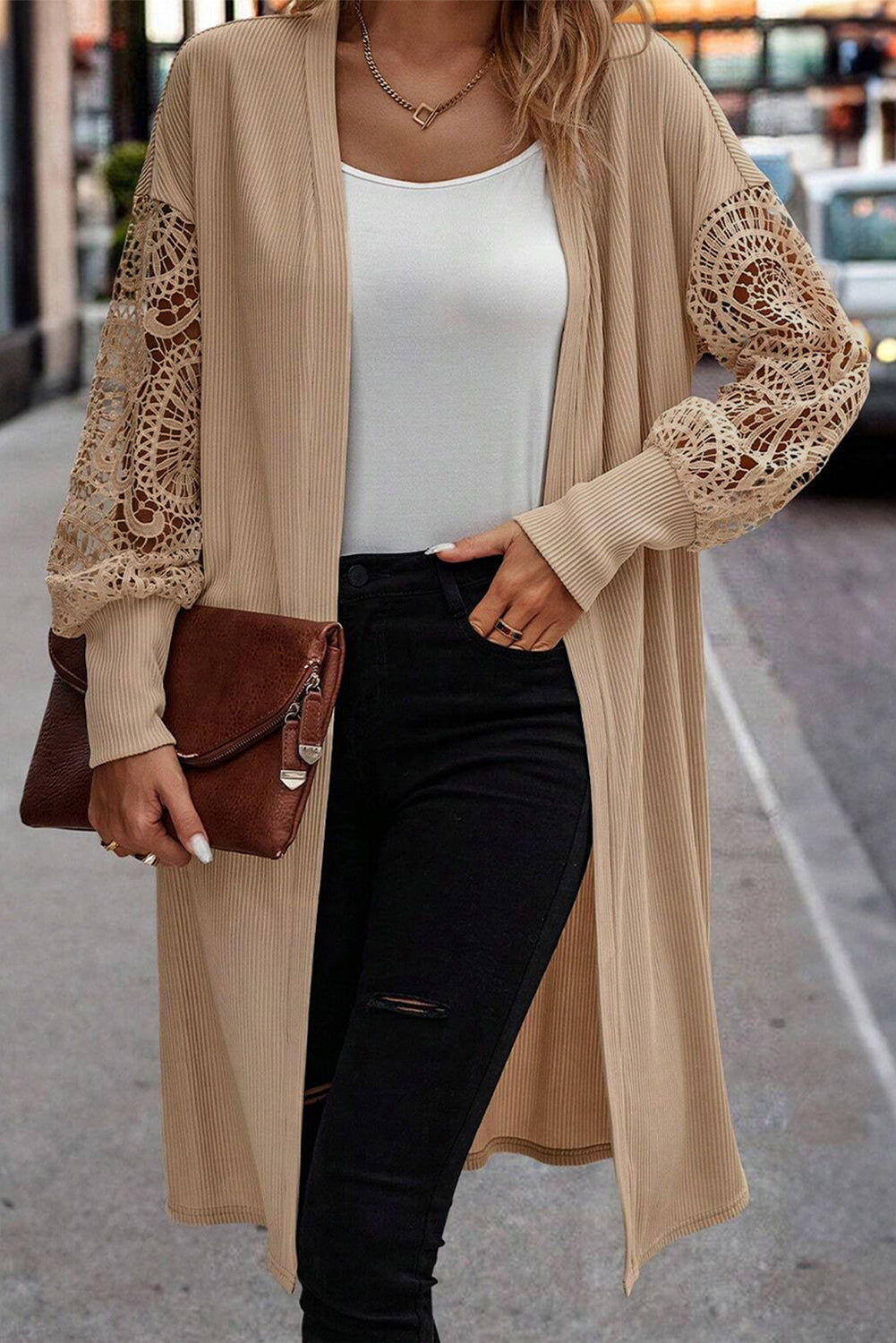 Pergament-Spitzen-Patchwork-Strickjacke mit Rippenmuster und offener Vorderseite