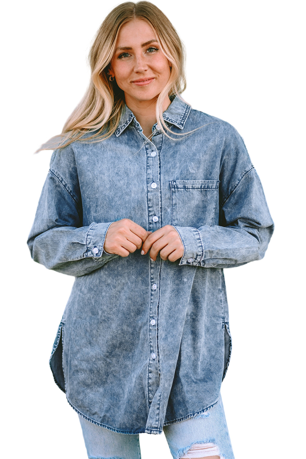Himmelblaues Vintage-Jeanshemd mit verwaschener Brusttasche