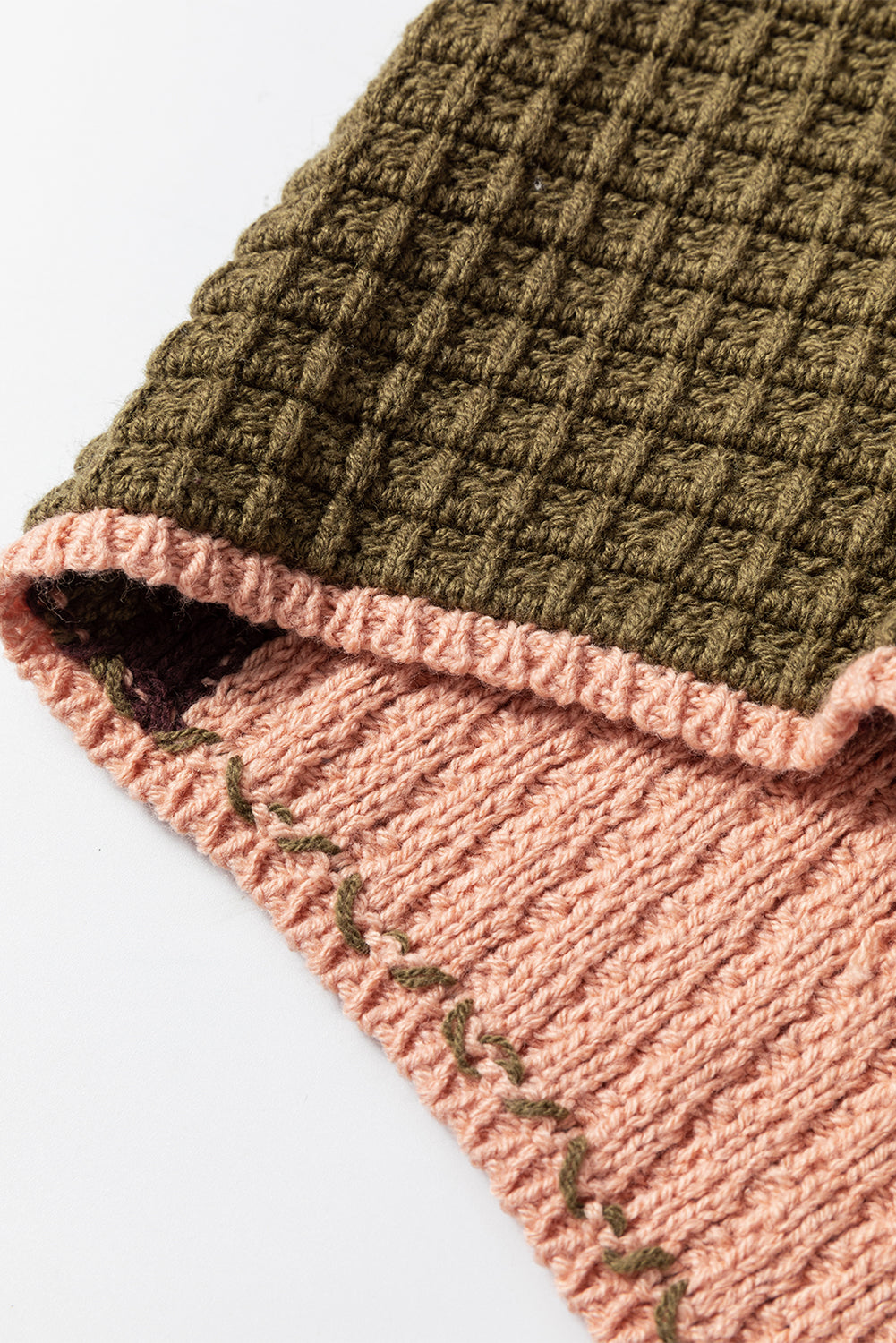 Oranger Rollkragenpullover mit Waffelstrick und Kordelzug in Farbblock-Optik
