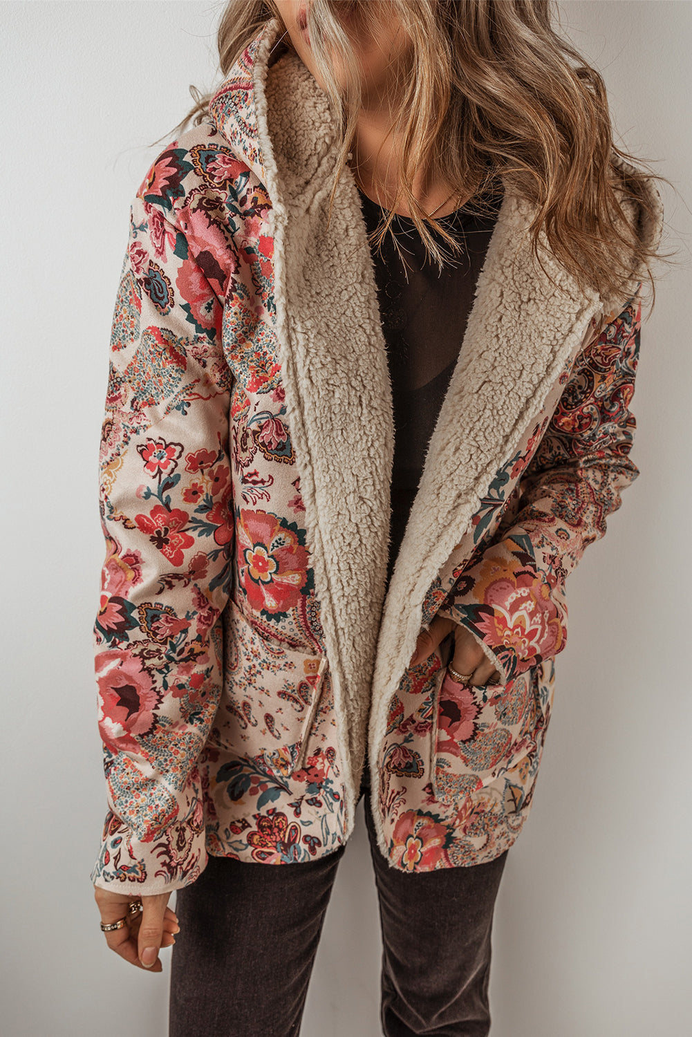Beige Vintage Paisley Blumendruck Sherpa-gefütterte Kapuzenjacke