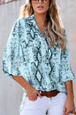 Blaues Hemd mit Wild Snake-Print und Taschen