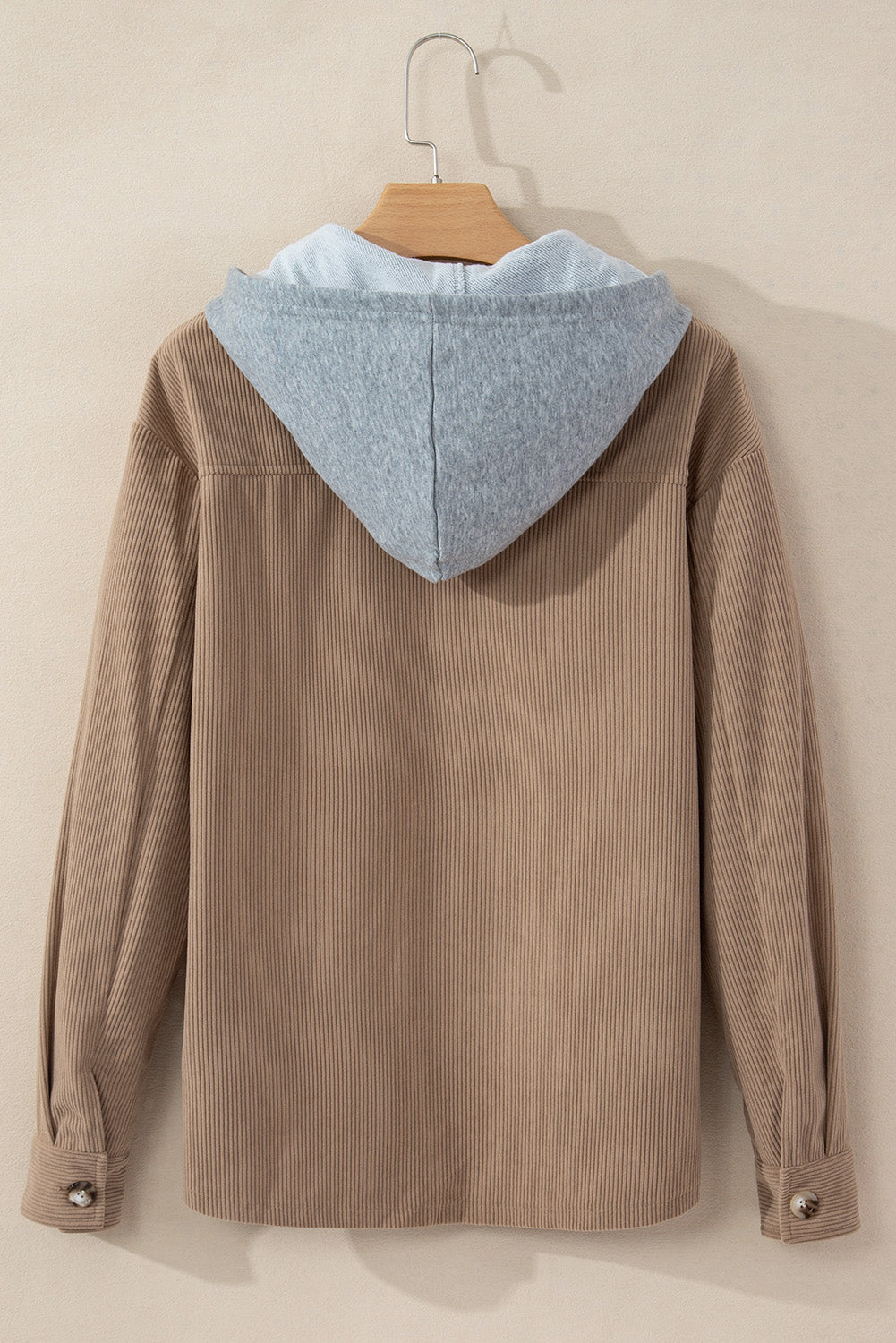 Hellkhakifarbene Cordjacke mit Kapuze, Kordelzug und Taschen