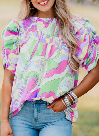 Grüne Bluse mit abstraktem Print und Puffärmeln