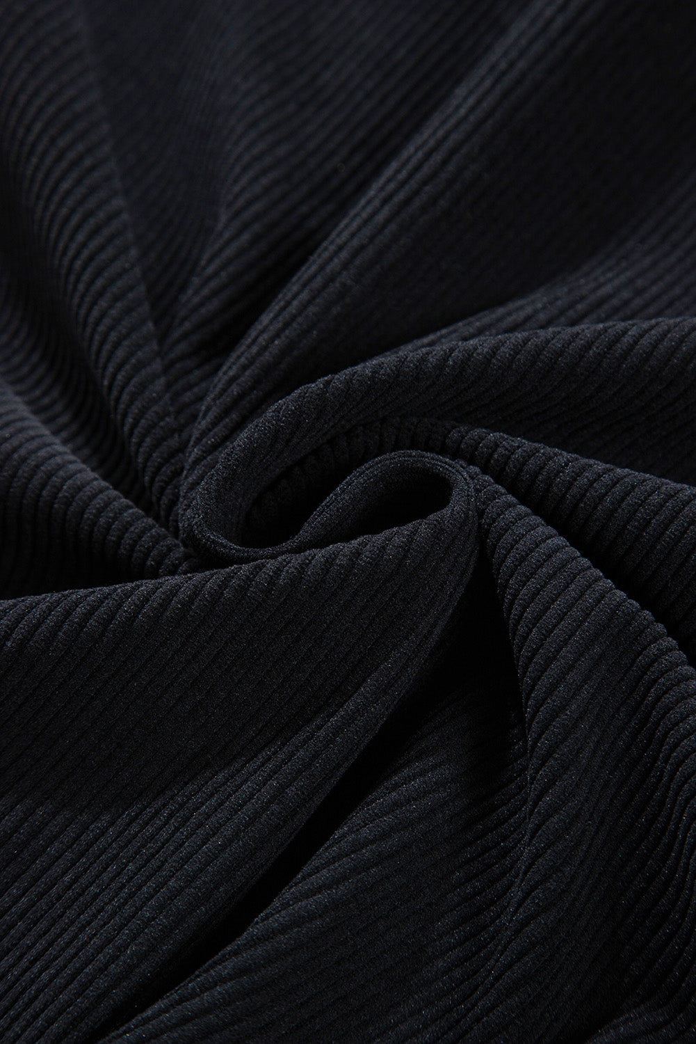 Schwarze Cordjacke mit Kapuze, Kordelzug und Taschen