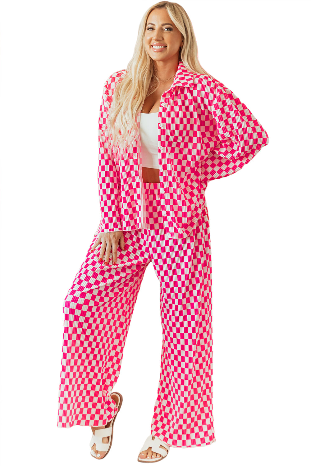 Rosa Pyjama-Set mit kariertem Hemd mit Knöpfen und hoch taillierter Hose
