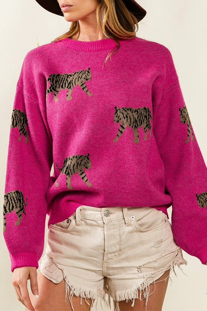 Rosaroter, lässiger Strickpullover mit wildem Tiermuster