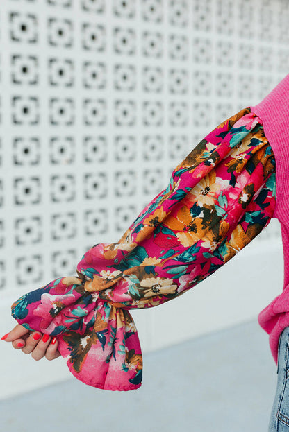 Hellrosa Rippstrick-Plus-Top mit Patchwork-Blumenmuster und Volantärmeln