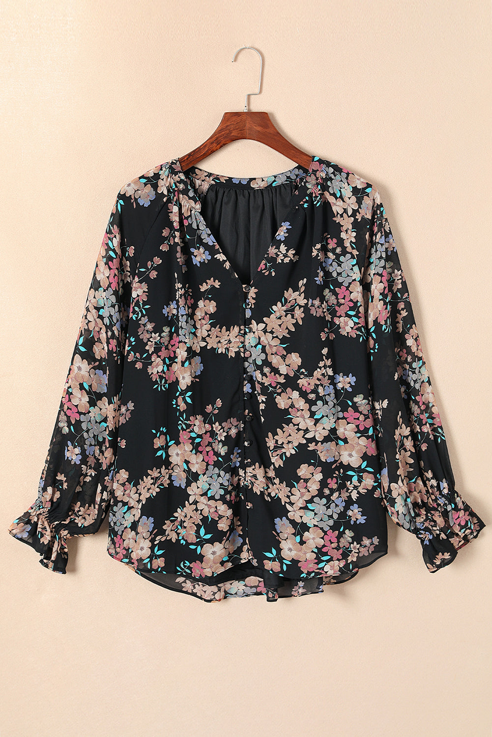 Schwarze Chiffonbluse mit Wildblumen-Print