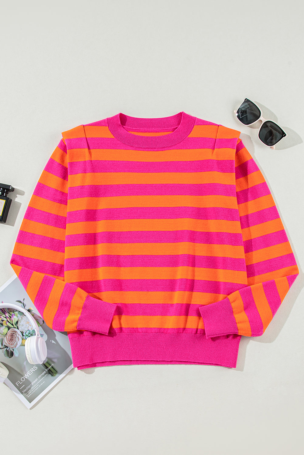 Pullover mit Rundhalsausschnitt und rosa Streifen