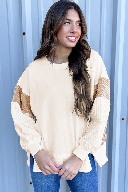 Aprikosenfarbenes Cord-Patchwork-Langarm-Sweatshirt mit überschnittener Schulter