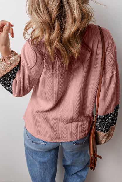Altrosa Bluse mit V-Ausschnitt und floralem Patchwork-Muster und Kordelzug