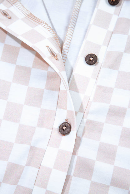 Aprikosenfarbener Jumpsuit mit weitem Bein und Karomuster, Rundhalsausschnitt und Knöpfen