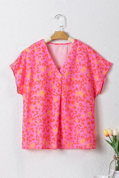 Rosa Bluse mit V-Ausschnitt und Leopardenmuster