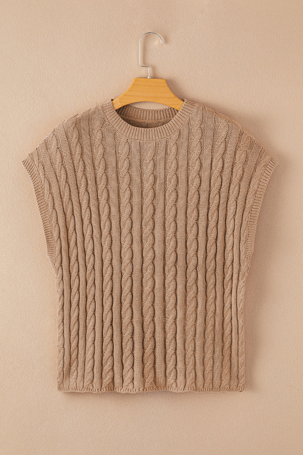 Hellbeiger, kurzärmliger Zopfmusterpullover mit Rundhalsausschnitt