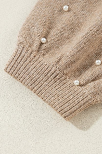 Rauchgrauer Pullover mit Perlenbesatz und überschnittener Schulterpartie und Rundhalsausschnitt