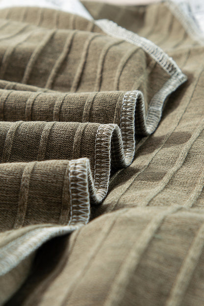 Vineyard Green – Bluse mit strukturiertem Patchwork-Blumenmuster und Raglanärmeln in Übergröße