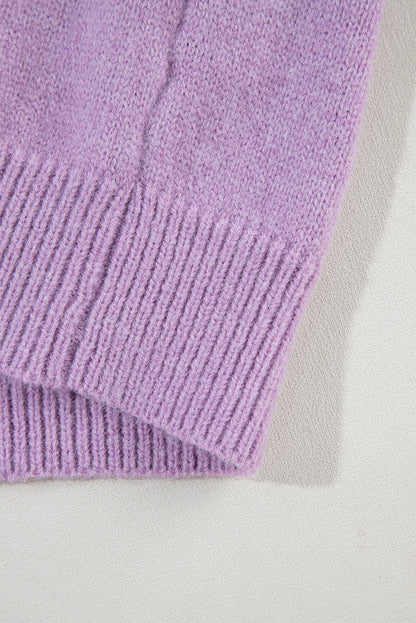 Grüner Pullover mit Chevron-Farbblock und überschnittener Schulter im Rippenstrick
