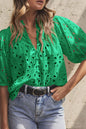 Grüne Bluse mit Blumenstickerei und Puffärmeln