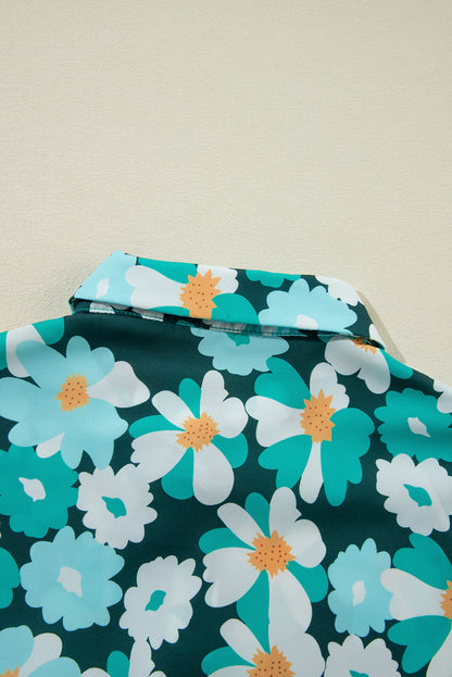 Grünes, gestuftes Hemdkleid mit langen Puffärmeln und Blumenmuster
