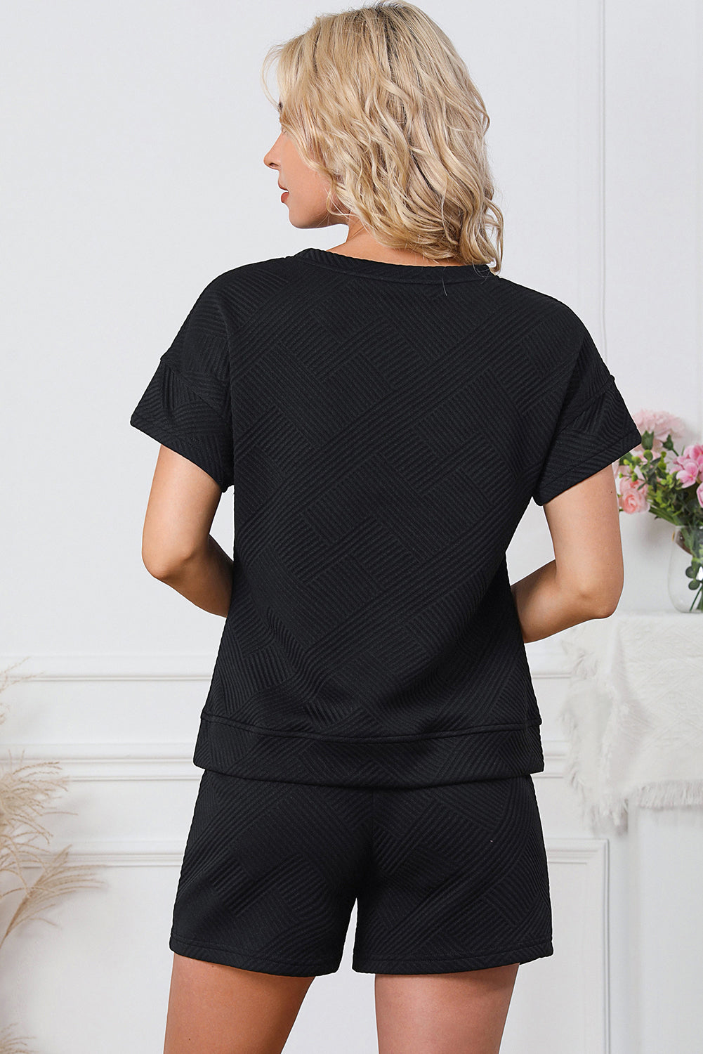 Schwarzes, trendiges, strukturiertes, paillettenbesetztes Baseball-Shorts-Set mit Grafik