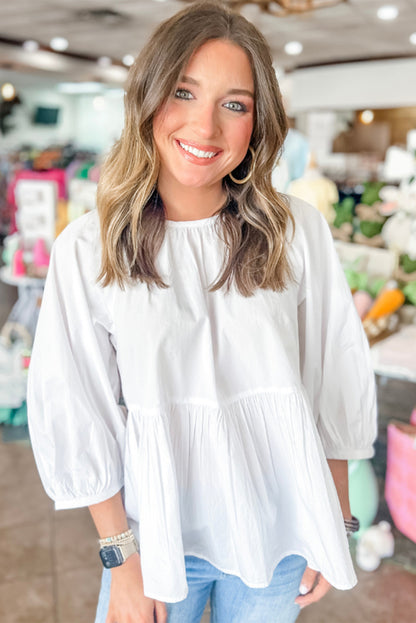 Weiße Bluse mit 3/4-Ärmeln und Schleife und Cut-Out auf der Rückseite