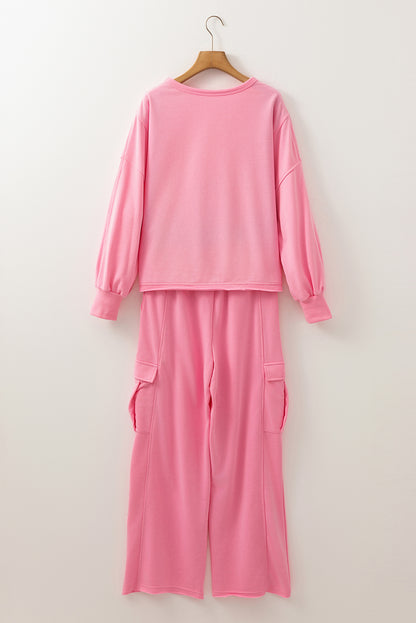 Set aus einfarbigem Patchwork-Pullover-Oberteil und Cargohose in Sachet-Rosa