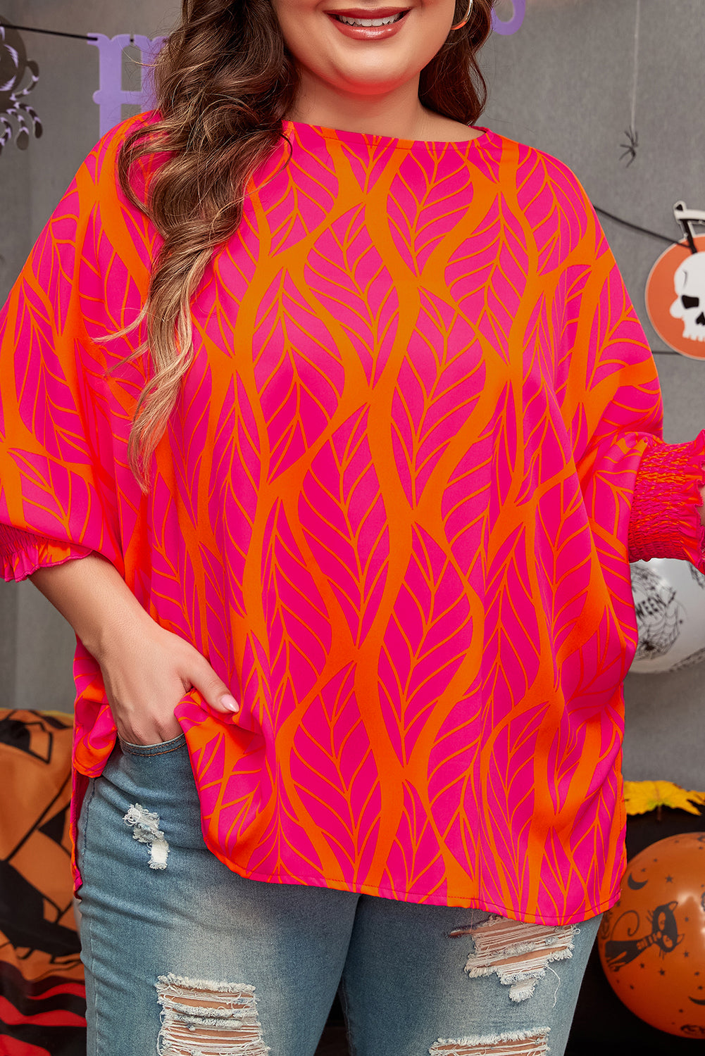 Bluse mit gesmokten Laternenärmeln und Rosenblatt-Print in Übergröße