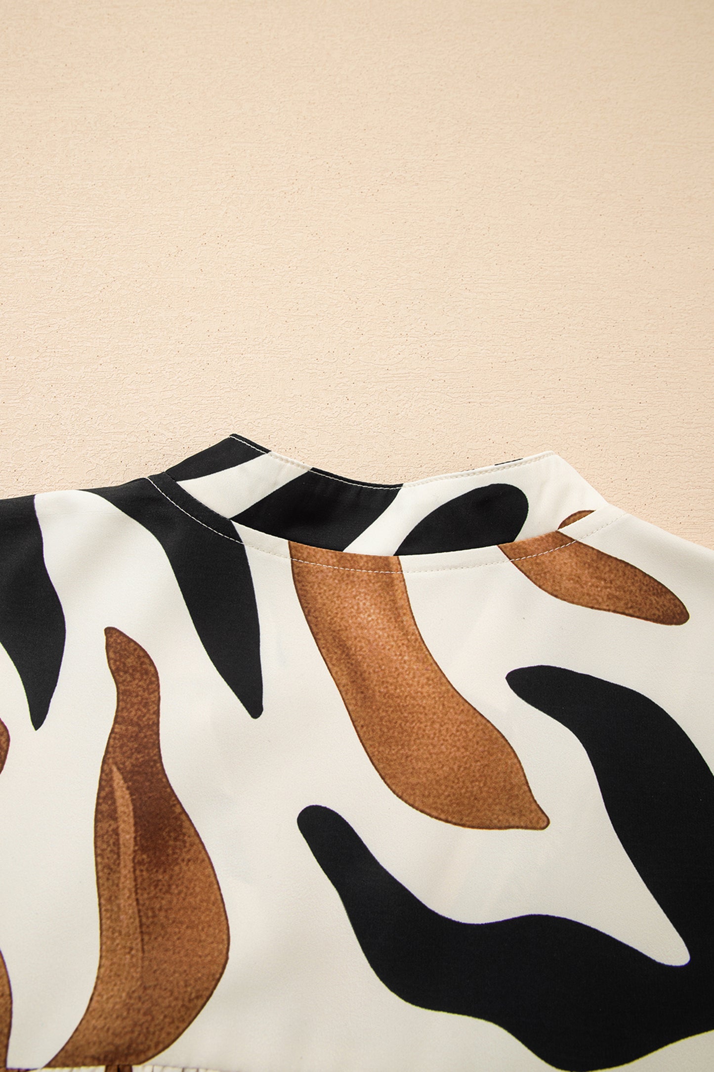 Brown Abstract Print Puff Sleeve Loose Blouse