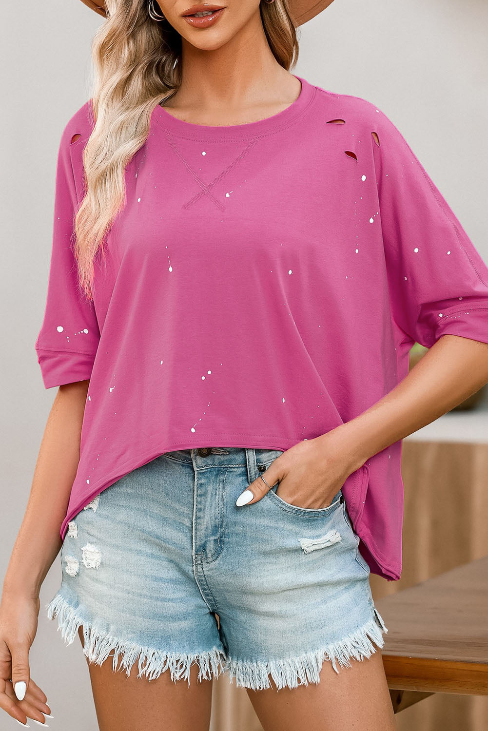 Rosa, gebleichtes Top mit asymmetrischem Saum im Used-Look und kurzen Ärmeln