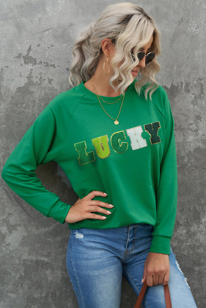 Grünes St. Patricks LUCKY Chenille-Sweatshirt mit bestickter Grafik
