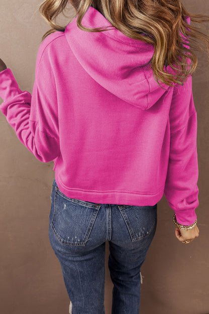 Sachet – Rosafarbener, einfarbiger, kurzer Hoodie mit überschnittener Schulterpartie und Kordelzug