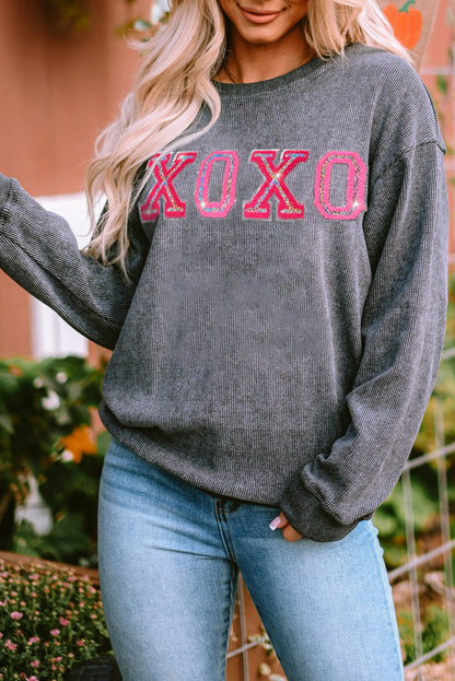 Graues XOXO-Sweatshirt mit Rundhalsausschnitt und Pailletten