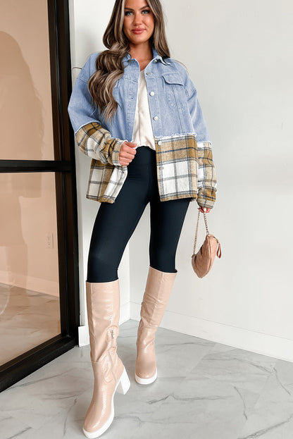 Khakifarbene Oversize-Jeansjacke mit Patchwork-Karomuster und Knöpfen