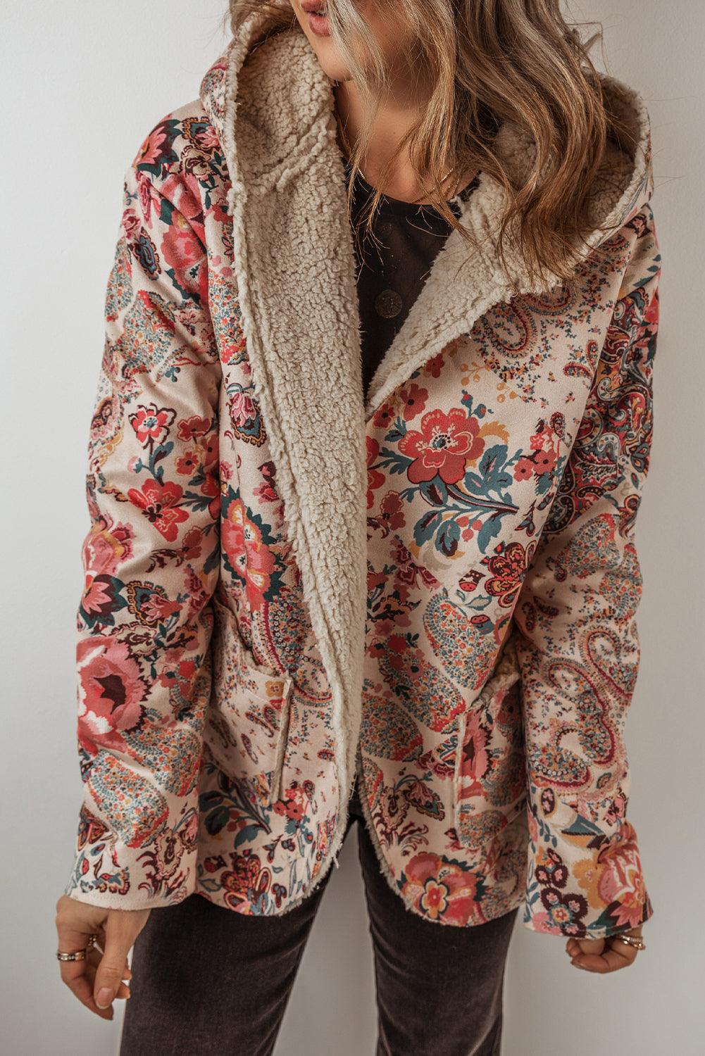 Beige Vintage Paisley Blumendruck Sherpa-gefütterte Kapuzenjacke
