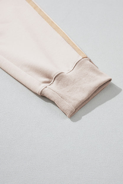 Weißes Lounge-Set mit Farbblockärmeln, kontrastierender Seitennaht