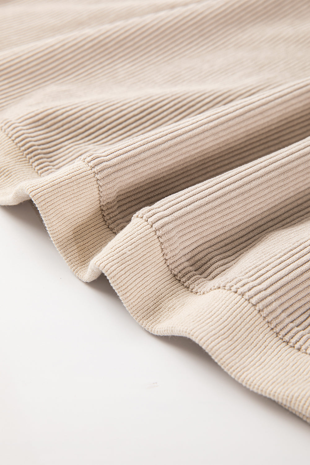 Rauchgraues Oversize-Sweatshirt aus geripptem Cord