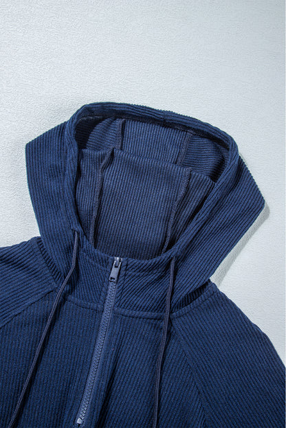 Marineblaues Set aus kurzem Hoodie und Jogginghose mit Kordelzug