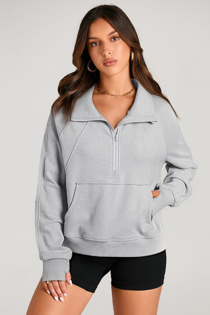 Hellgraues Sweatshirt mit Viertelreißverschluss, Stehkragen und Kängurutasche