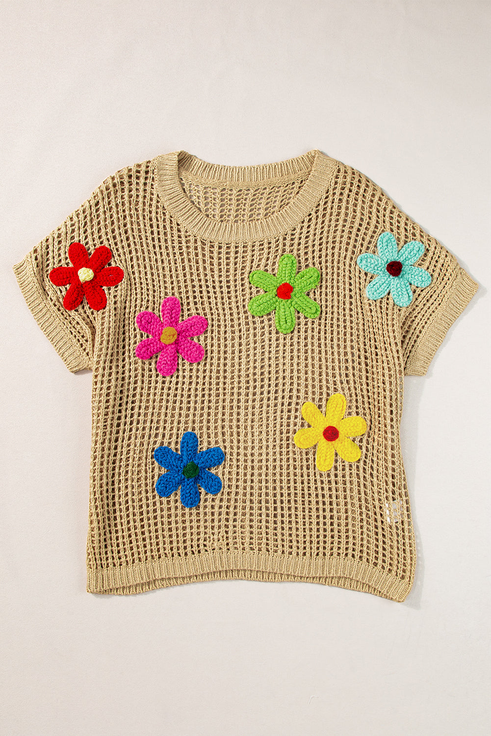 Helles französisches beiges Häkelblumen-Hohl-Pullover-T-Shirt