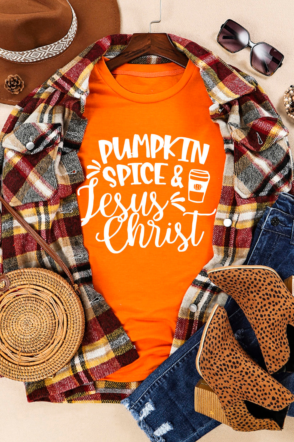 Oranges Kürbisgewürz &amp; Jesus Christus Grafik T-Shirt