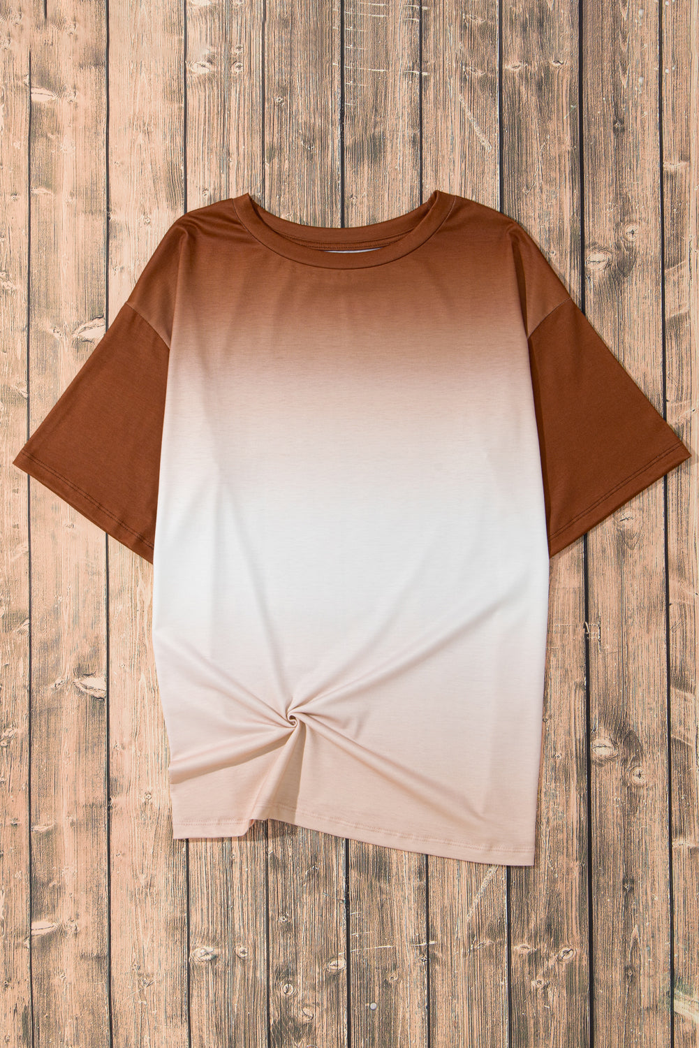 Braunes T-Shirt mit Rundhalsausschnitt und Farbverlauf